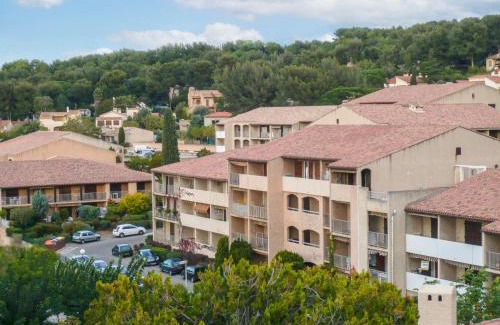 La Madrague Apartment | Apartment Les Aigues Marines-19 by Interhome