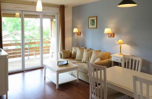Parentis-en-Born Apartment | Apartment Les Cottages du Lac T3 Premium by Interhome