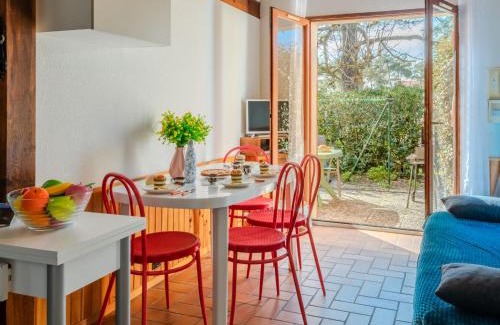 Mimizan-Plage Apartment | Apartment Les Landaises-5 by Interhome