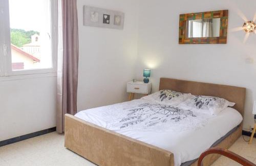 Narbonne-Plage Apartment | Apartment Les Lauriers roses by Interhome