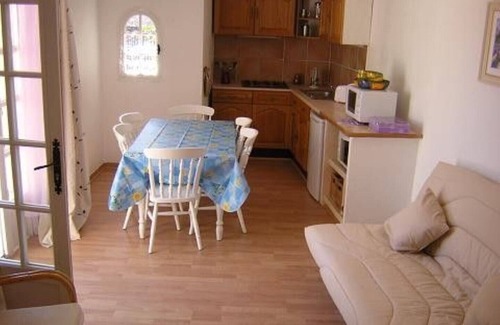 Orgon Apartment | Apartment 'Les lavandes' - Tastefully Restored Provencal Farmhouse