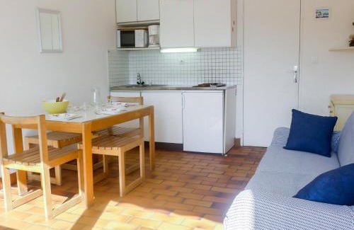 Port Rive Gauche Apartment | Apartment Les Méridiennes by Interhome