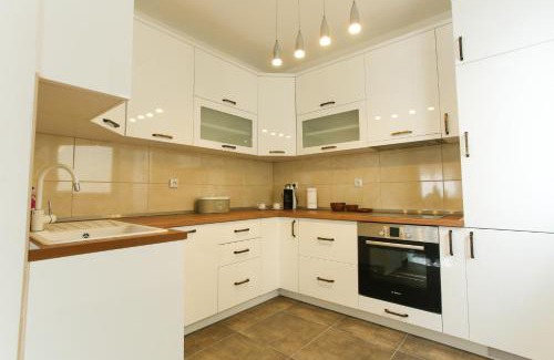 Mostar Old Town Apartment | Apartment Light De Luxe - with Old Bridge view