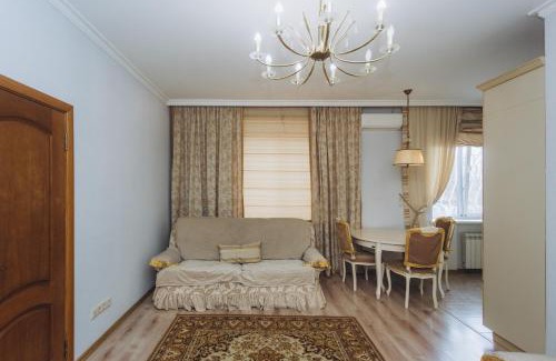 Zarichnyi District Apartment | Apartment LUX Center