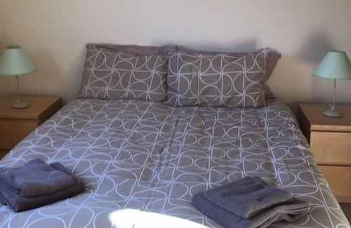 Wallasey Apartment | Apartment-Luxury-Ensuite bathroom with shower-Street view-Ground Floor Apart...