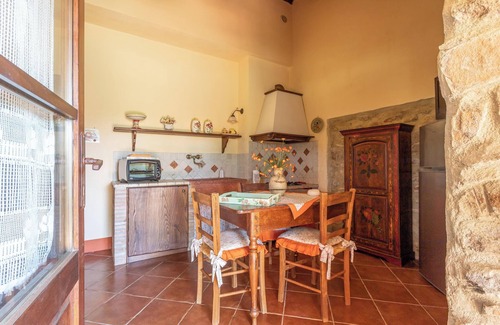 Magliano in Toscana Other | Apartment Melograno with Terrace, Shared Pool & Wi-Fi