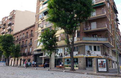 Las Acacias Apartment | Apartment Madrid Rio Park, 4 Bedrooms,.AA, Piramides Station, Family friendly