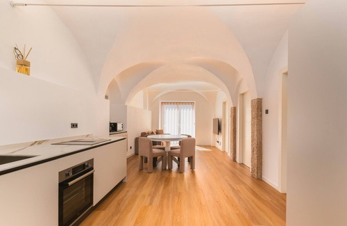 Laives Apartment | Apartment 'Maso Renner 1' with Mountain View, Wi-Fi and Air Conditioning