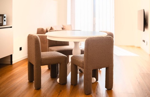 Laives Apartment | Apartment 'Maso Renner 1' with Mountain View, Wi-Fi and Air Conditioning