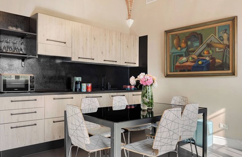 Poggiarello Apartment | Apartment 'Matti - Margot' with Private Garden, Wi-Fi and Air Conditioning