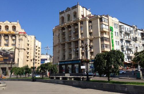 Shevchenkivs'kyi District Apartment | Apartment Mihailovskaya
