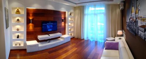 Shevchenkivs'kyi District Apartment | Apartment Mihailovskaya