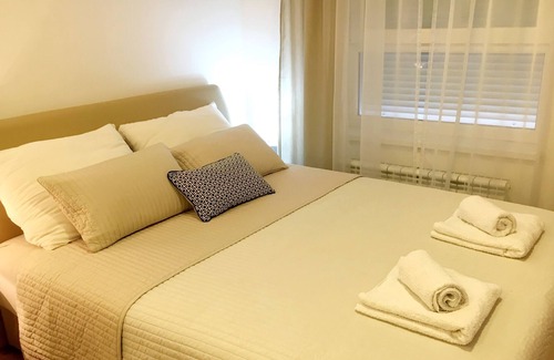 Novi Beograd Apartment | Apartment Milano A Block