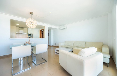 Can Picafort Apartment | Apartment 'Minimal Ref 9000' with Balcony, Wi-Fi and Air Conditioning