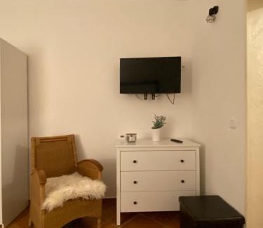 Krefeld Apartment | Apartment mit Terrasse iP-TV Stellplatz
