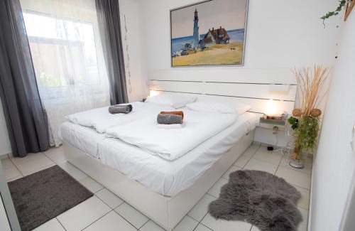 Norddeich Apartment | Apartment Muschelweg-2 by Interhome