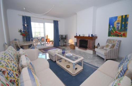 Alhaurin el Grande Apartment | Apartment Near Beaches
