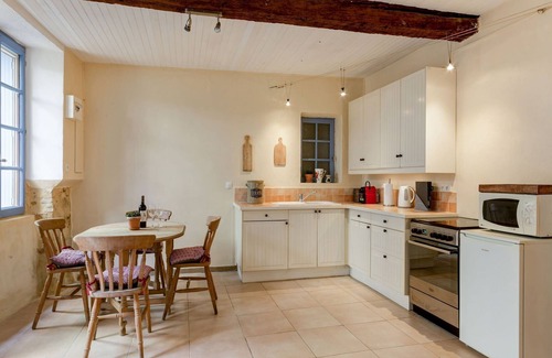 Bize-Minervois House | Apartment near the river in Bize-Minervois