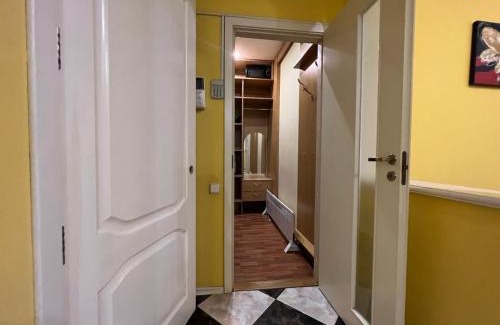 Dniprovs'kyi District Apartment | Apartment near Gulliver