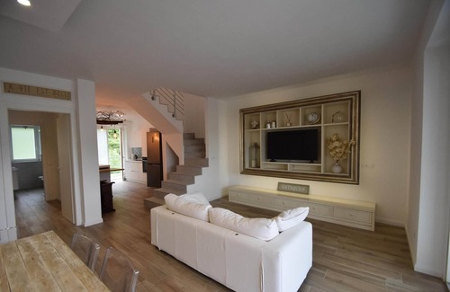 Ghevio House | Apartment near Lake Maggiore