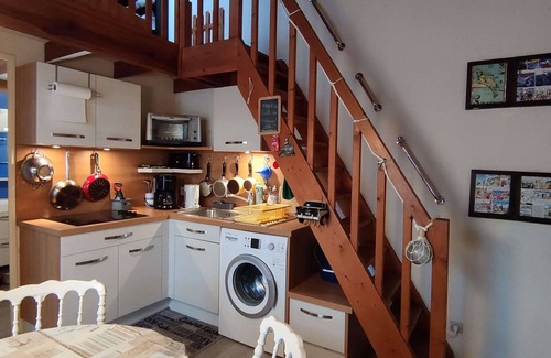 La Remigeasse House | Apartment near the beach, balcony, and free parking