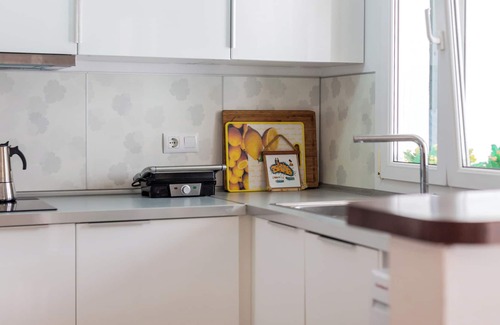 Son Carrio Apartment | Apartment "Nura" with Shared Pool & Wi-Fi