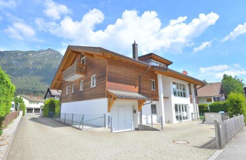 Garmisch-Partenkirchen Apartment | Apartment on Zugspitzstrasse