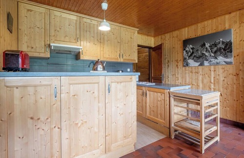 Chamonix-Mont-Blanc Apartment | Apartment overlooking the Mont Blanc range.