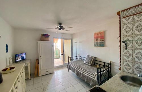 Gruissan Apartment | Apartment of 26 m2 with view on the boats