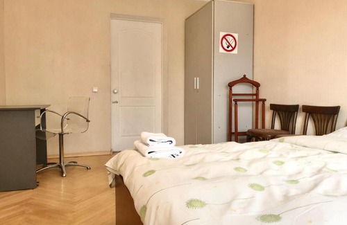 Solomjanskyj Apartment | Apartment on Garmatna (Harmatna). Kiev. Ukraine.