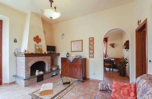 Montecalvoli Apartment | Apartment on the first and second floor in a farmhouse, with separate access via an external stairca