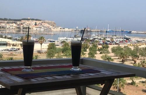 Rethymno Apartment | Apartment on the Beach with View
