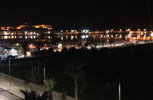 Rethymno Apartment | Apartment on the Beach with View