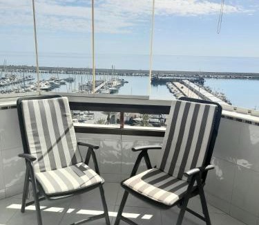 Fuengirola City Centre Apartment | Apartment on the harbor, first line with beautiful sea view in 4 star hotel