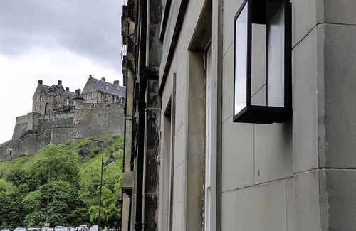 Old Town Apartment | Apartment One at Edinburgh Nine