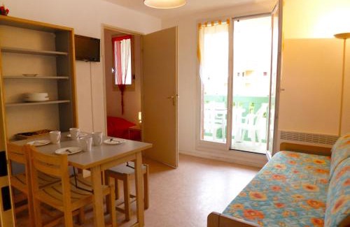 Le Barcares Apartment | Apartment Palm Beach-2 by Interhome