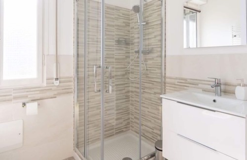 Diano Castello Apartment | Apartment Paradise View in Diano Marina - 6 persons, 3 bedrooms