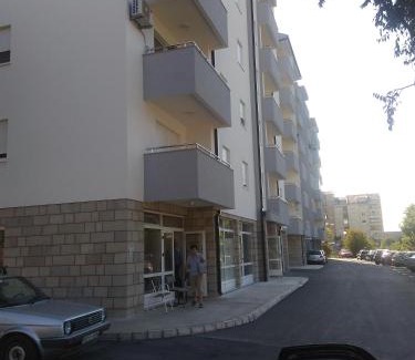 Trebinje Apartment | Apartment Peckham