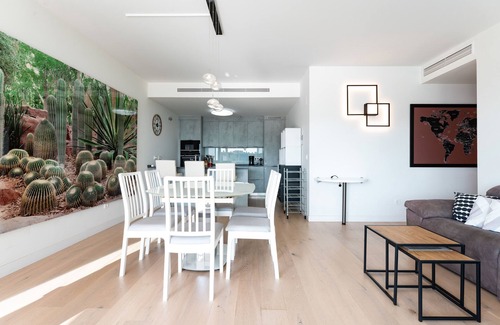 Fuengirola Apartment | Apartment 'Peninsula' with Sea View, Wi-Fi and Air Conditioning