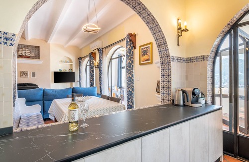 Soller Apartment | Apartment 'Petit Palau' with Sea View, Private Terrace and Wi-Fi