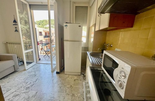 Finalborgo Apartment | Apartment "Petit Bijou" with Balcony & Wi-Fi