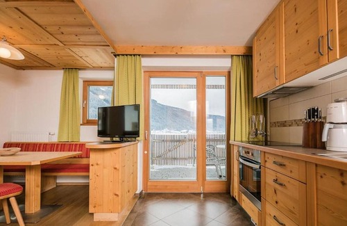Valle San Silvestro Apartment | Apartment 'Pichlerhof Apt 2' with Mountain View, Private Terrace and Wi-Fi