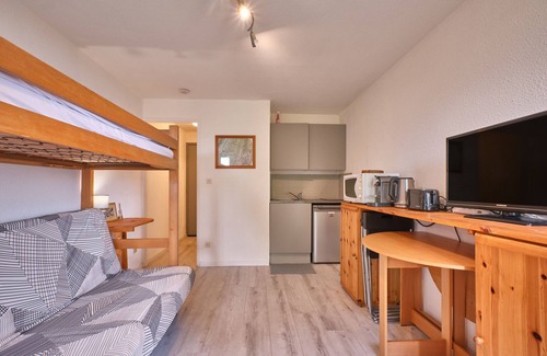 Prapoutel Apartment | Apartment 'Prapoutel Pied Des Pistes' with Mountain View and Balcony