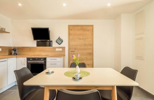 Neukirch Apartment | Apartment 'Pusteblume' with Mountain View, Terrace & Wi-Fi