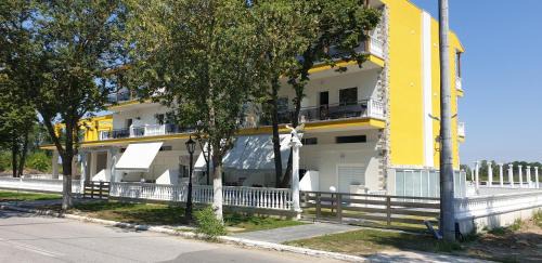 Olymbiaki Akti Apartment | Apartment Radosevic