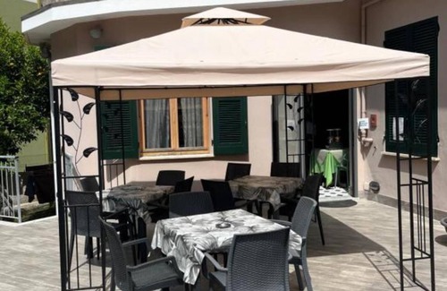 Moneglia Apartment | Apartment 'Residence Paradiso Monolocale 306' with Balcony, Wi-Fi and Air Conditioning