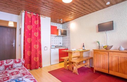 Val-Thorens Apartment | Apartment Sérac B4 by Interhome