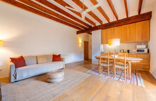 Lloseta Apartment | Apartment S'Estorell with Kitchen & Mountain views