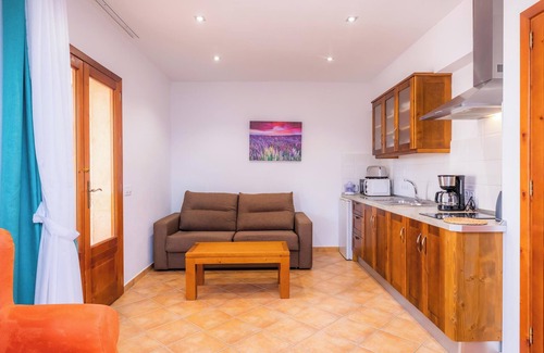 Ariany Apartment | Apartment 'S Hort Can Capità Familiar Terraza 4' close to the Sea with Shared Pool & Wi-Fi