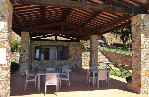 Casalappi Apartment | Apartment Stay in Campiglia Town
